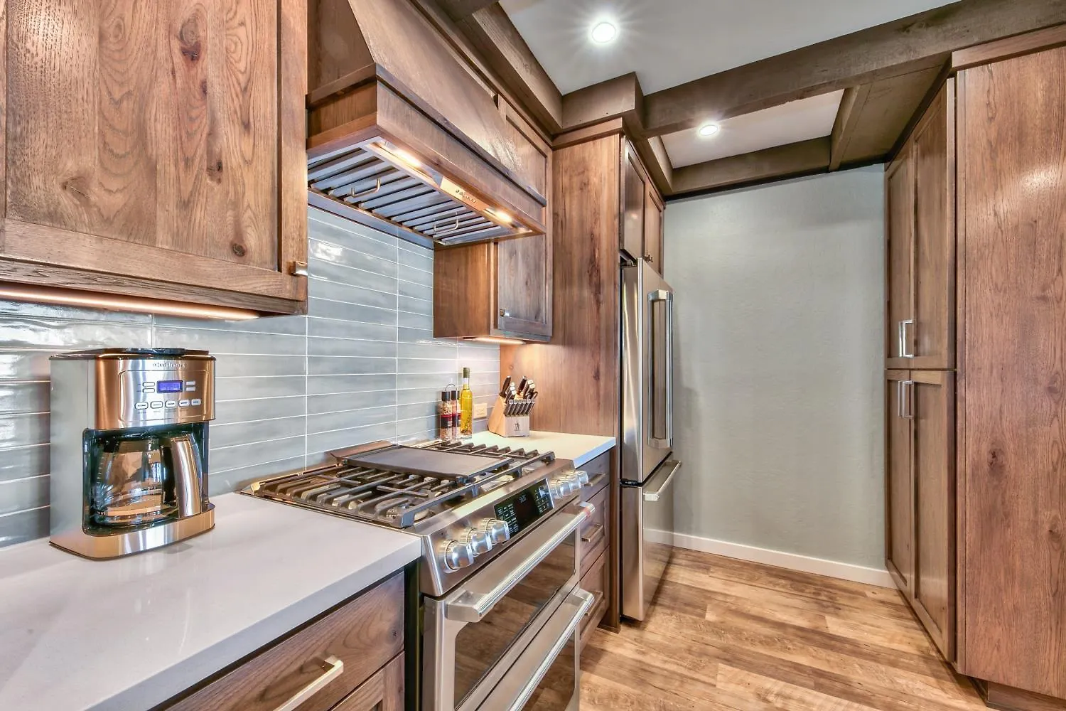 Lakeland Village 611 - Lakefront Contemporary 사우스 레이크 타호 빌라