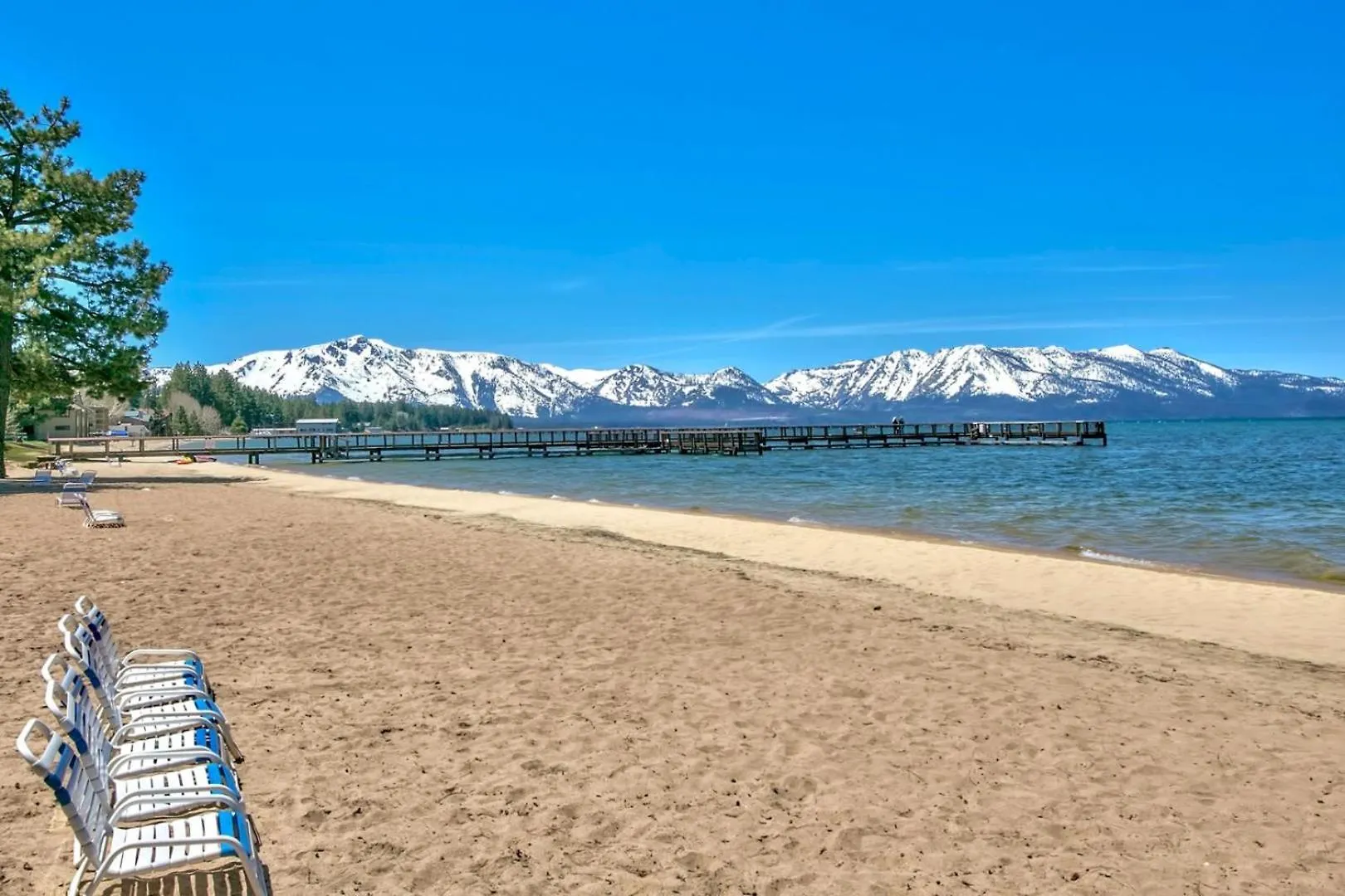Lakeland Village 611 - Lakefront Contemporary 사우스 레이크 타호 미국