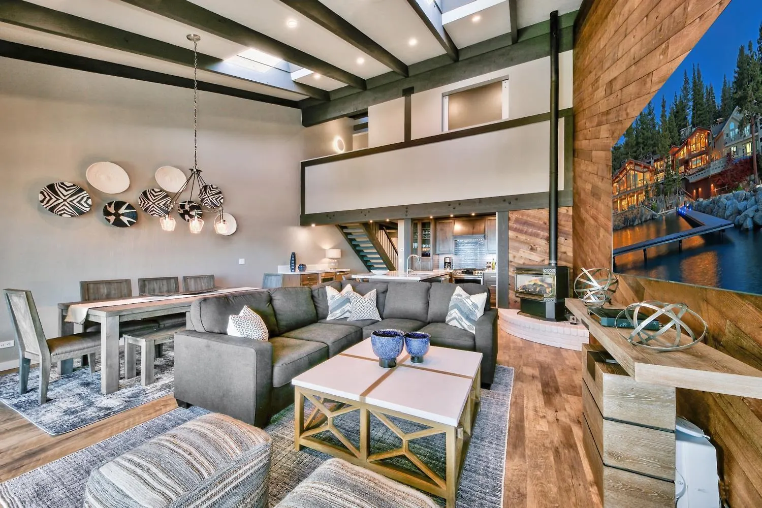 Lakeland Village 611 - Lakefront Contemporary 사우스 레이크 타호