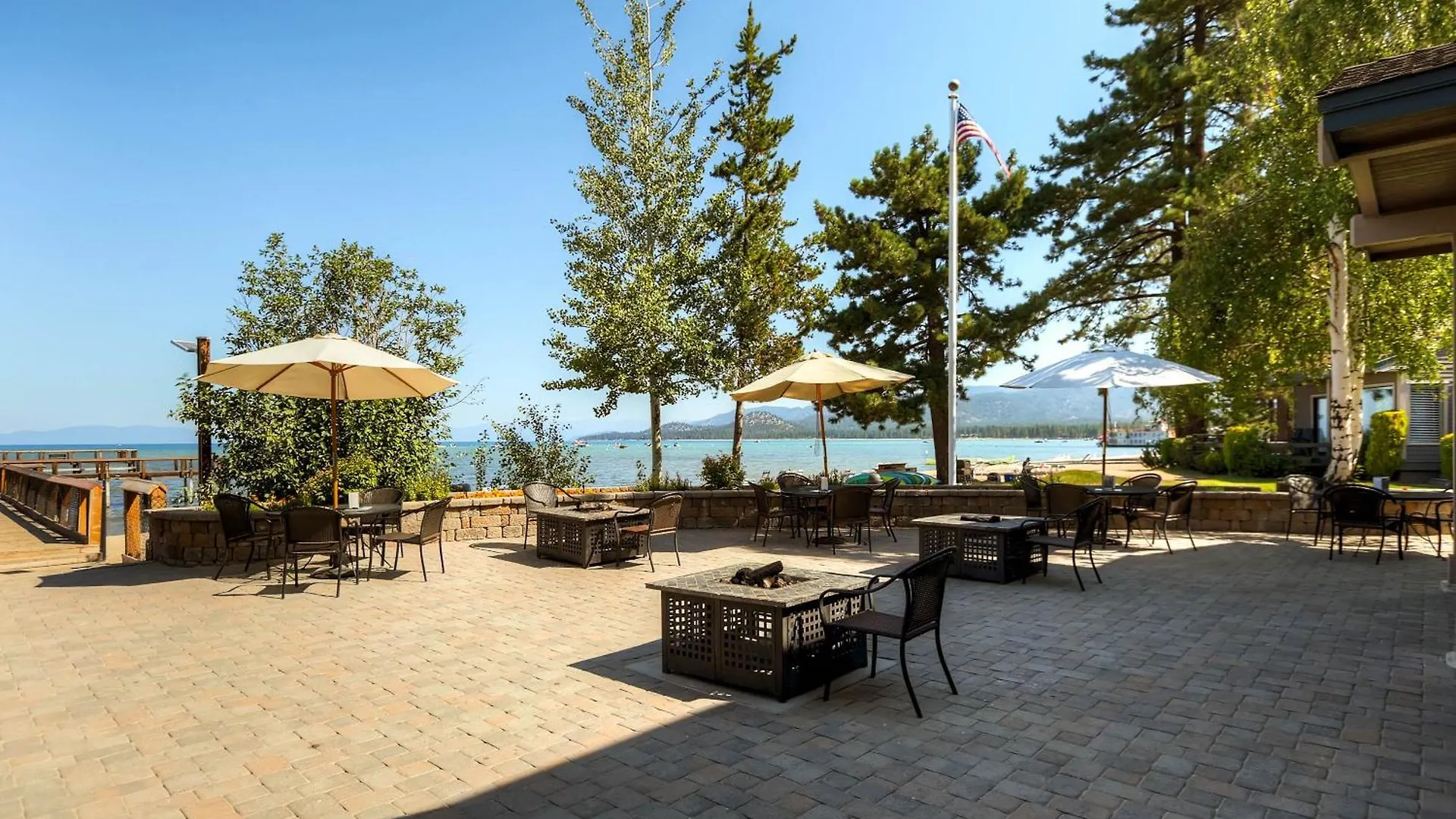 빌라 Lakeland Village 611 - Lakefront Contemporary 사우스 레이크 타호